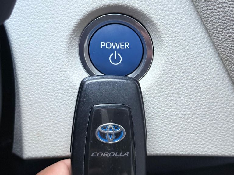 Toyota Corolla Altis Prem. 1.8 Aut. (Híbrido)