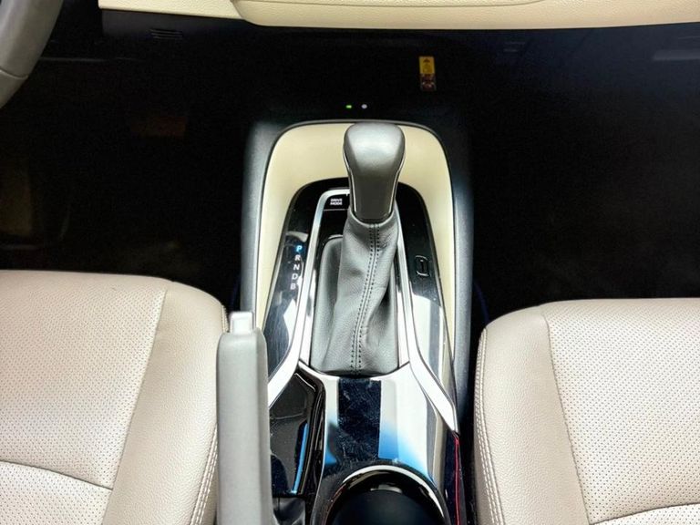 Toyota Corolla Altis Prem. 1.8 Aut. (Híbrido)