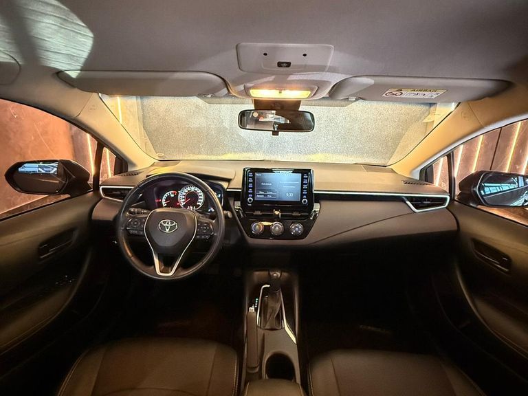 Toyota Corolla GLi 2.0 16V Flex Aut.