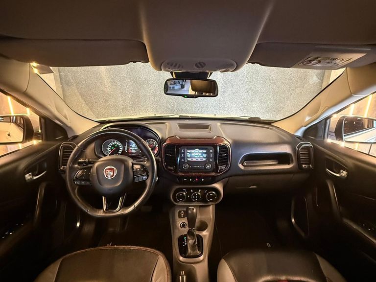 Fiat Toro Freedom 1.8 16V Flex Aut.