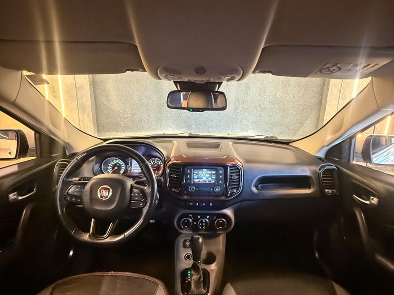Fiat Toro Freedom 1.8 16V Flex Aut.