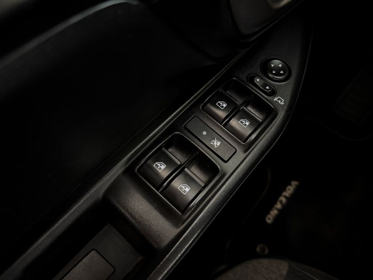 Fiat Strada Volcano 1.3 Flex 8V CD