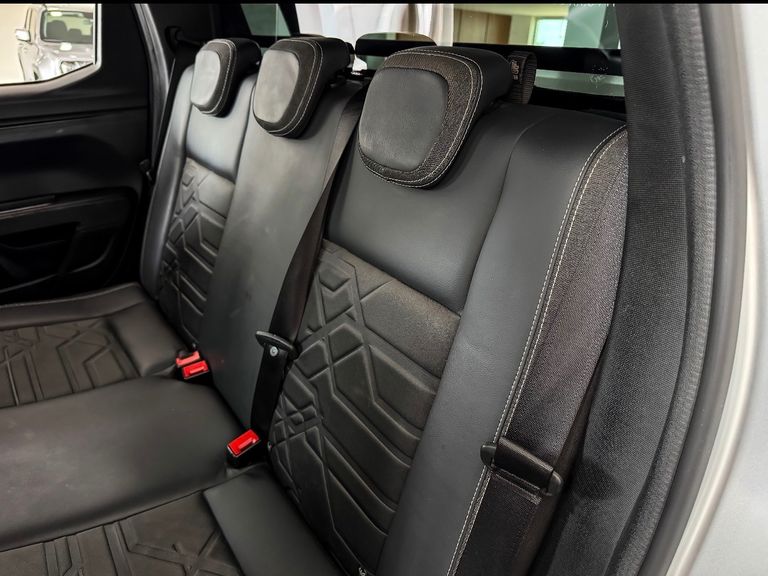 Fiat Strada Volcano 1.3 Flex 8V CD