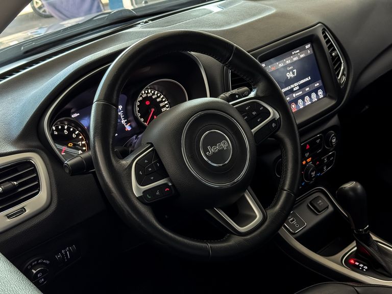 Jeep COMPASS LONGITUDE 2.0 4x2 Flex 16V Aut.