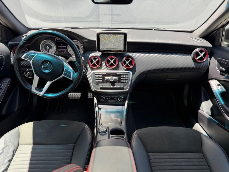 Mercedes Classe A 250 2.0 TB Sport Aut.