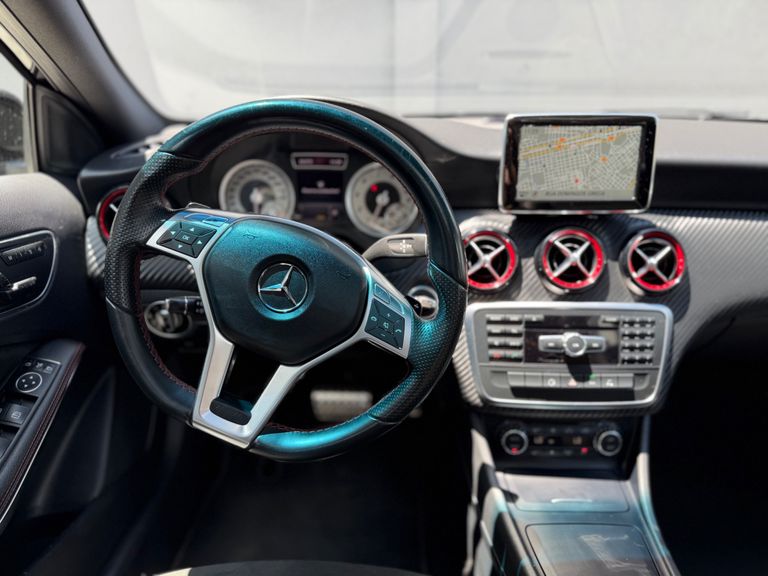 Mercedes Classe A 250 2.0 TB Sport Aut.