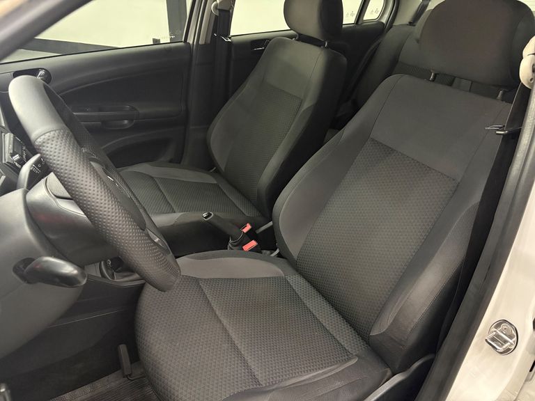 VolksWagen VOYAGE 1.0 Flex 12V 4p