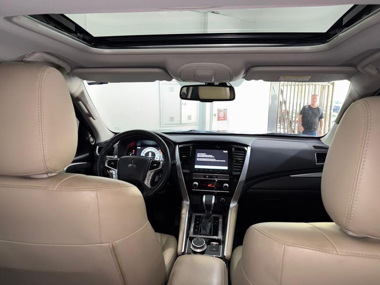 Mitsubishi Pajero Sport HPE-S 2.4  4x4 Diesel Aut.