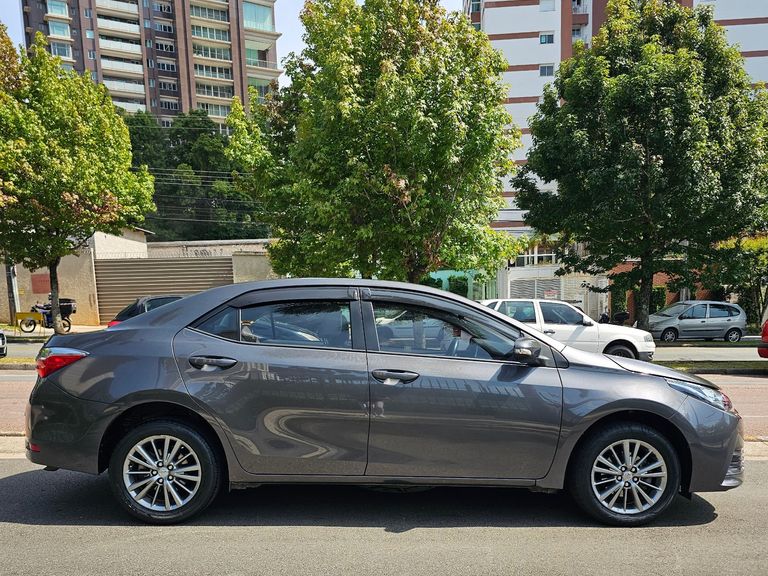 Toyota Corolla GLi Upper 1.8 Flex 16V Aut.