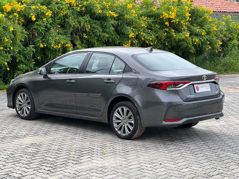 Toyota Corolla XEi 2.0 Flex 16V Aut.