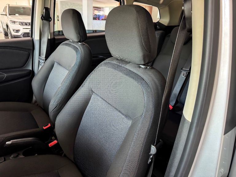 Chevrolet SPIN LT 1.8 8V Econo.Flex 5p Aut.