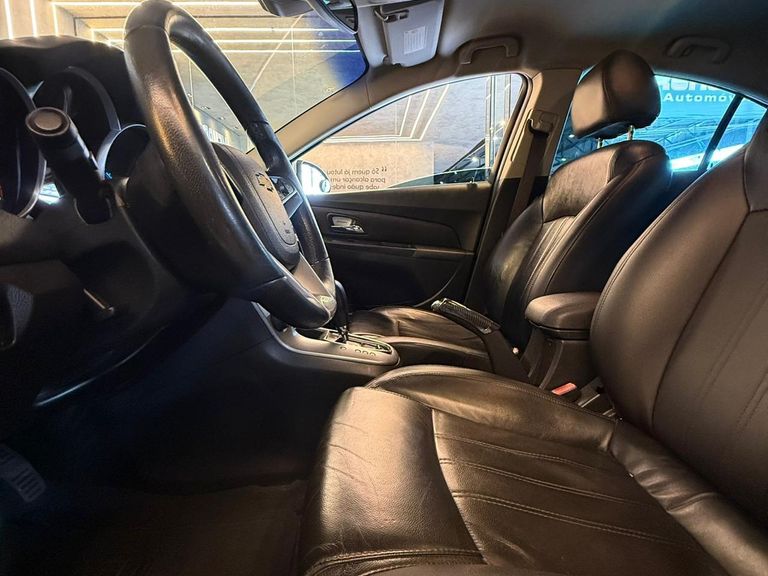 Chevrolet CRUZE LT 1.8 16V FlexPower 4p Aut.