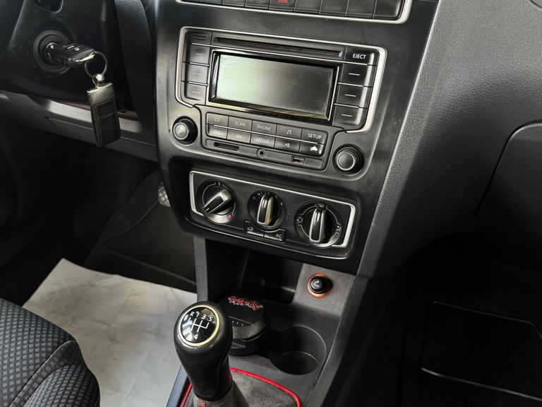 VolksWagen Fox Rock in Rio 1.6 Mi Total Flex 8V 5p