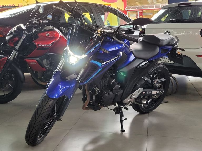YAMAHA FZ25 250 FAZER CONNECTED