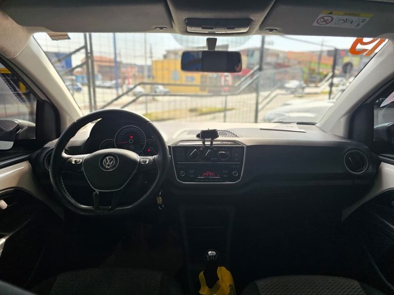 VolksWagen up! move 1.0 TSI Total Flex 12V 5p