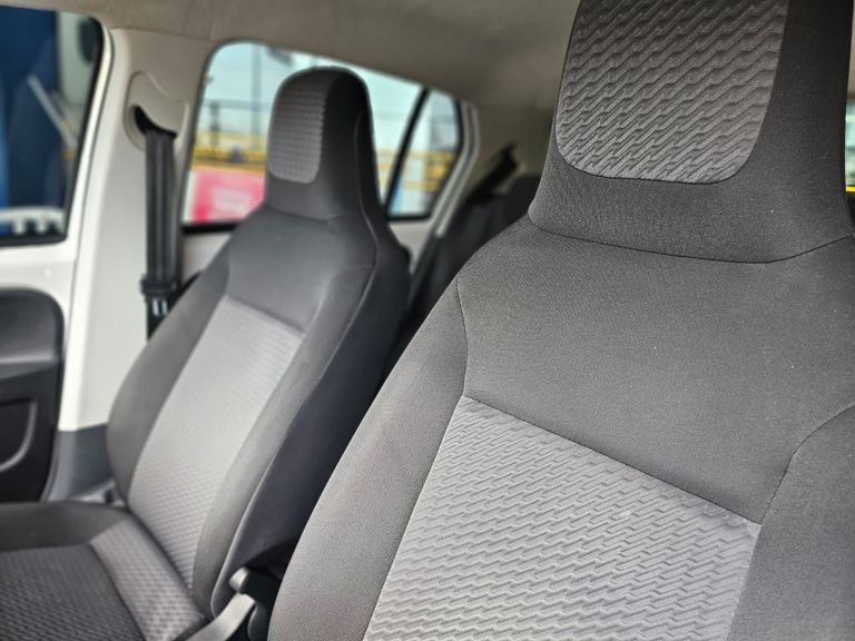 VolksWagen up! move 1.0 TSI Total Flex 12V 5p