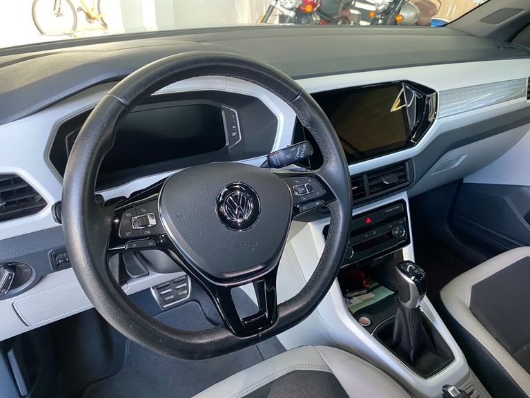 VolksWagen T-Cross Hig. 250 TSI 1.4 Flex 16V 5p Aut