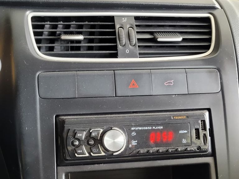 VolksWagen Fox 1.6 Mi I MOTION Total Flex 8V 5p