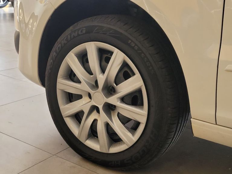 VolksWagen Fox 1.6 Mi I MOTION Total Flex 8V 5p