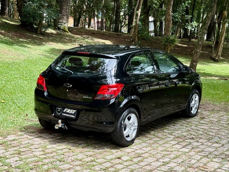 Chevrolet ONIX HATCH LT 1.4 8V FlexPower 5p Mec.