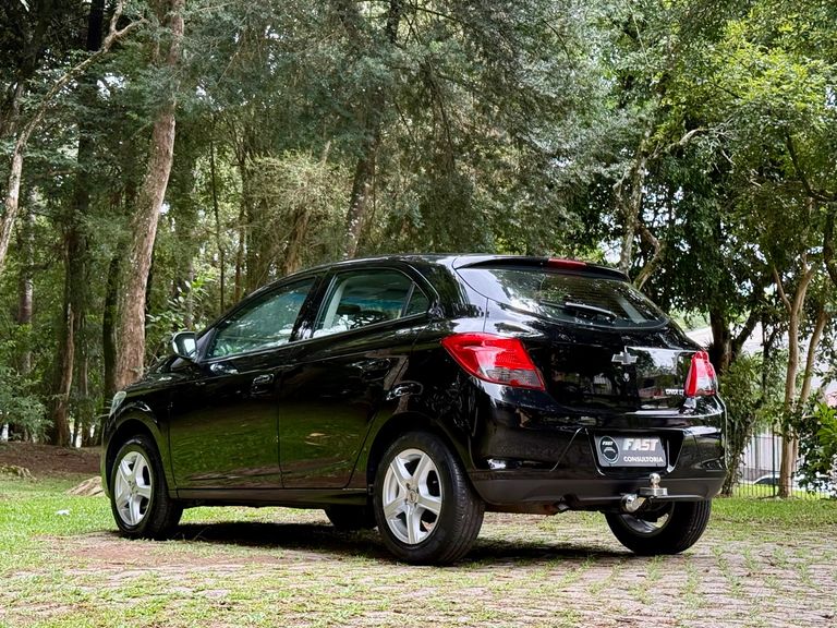 Chevrolet ONIX HATCH LT 1.4 8V FlexPower 5p Mec.