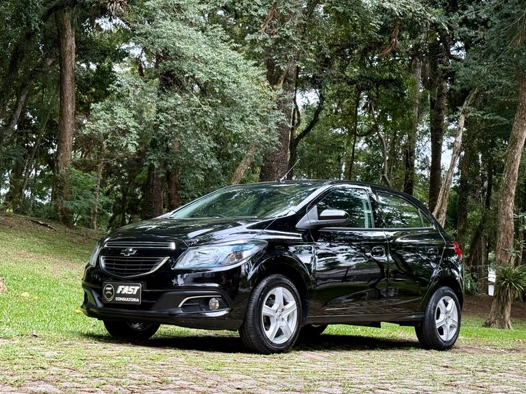 Chevrolet ONIX HATCH LT 1.4 8V FlexPower 5p Mec.