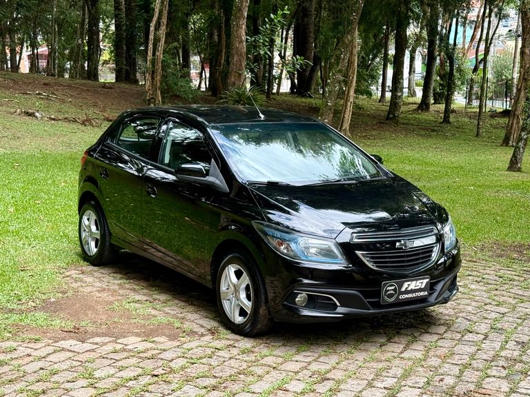 Chevrolet ONIX HATCH LT 1.4 8V FlexPower 5p Mec.