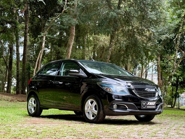 Chevrolet ONIX HATCH LT 1.4 8V FlexPower 5p Mec.