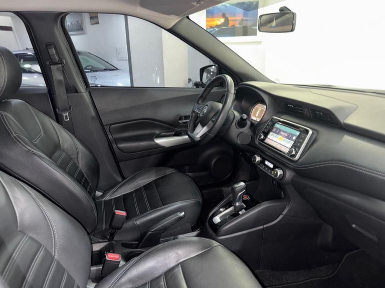 Nissan KICKS SL 1.6 16V FlexStar 5p Aut.