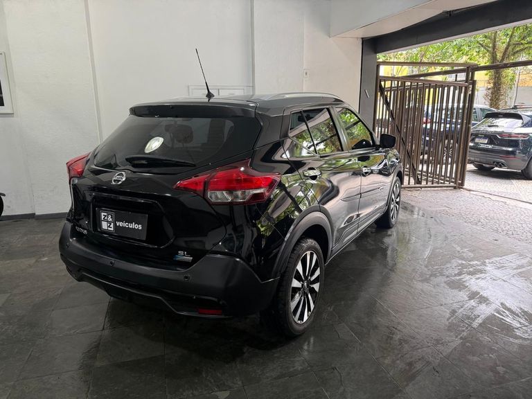 Nissan KICKS SL 1.6 16V FlexStar 5p Aut.