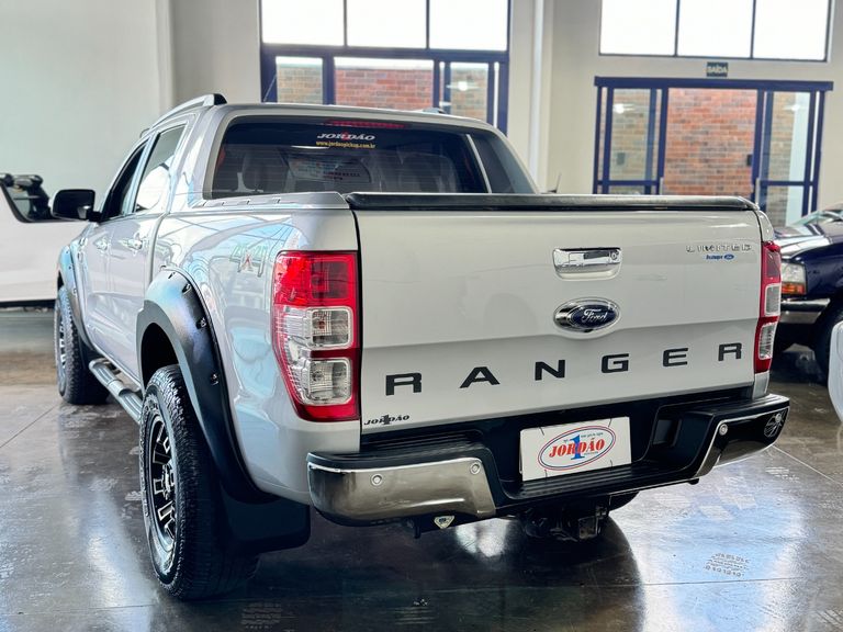 Ford Ranger Limited 3.2 4x4 CD Diesel Aut.