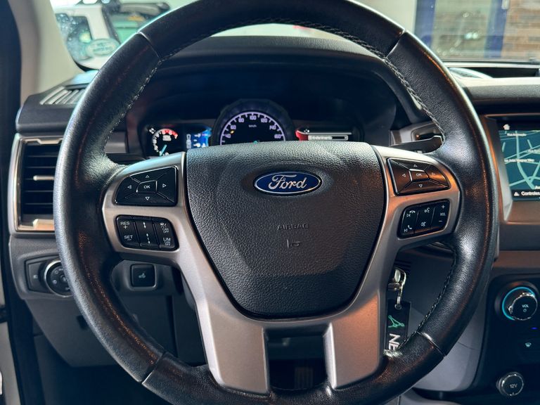 Ford Ranger Limited 3.2 4x4 CD Diesel Aut.