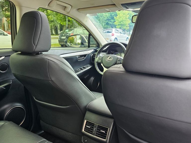 Lexus NX-300h Luxury 4x4 2.5 16V Aut. (Híb.)