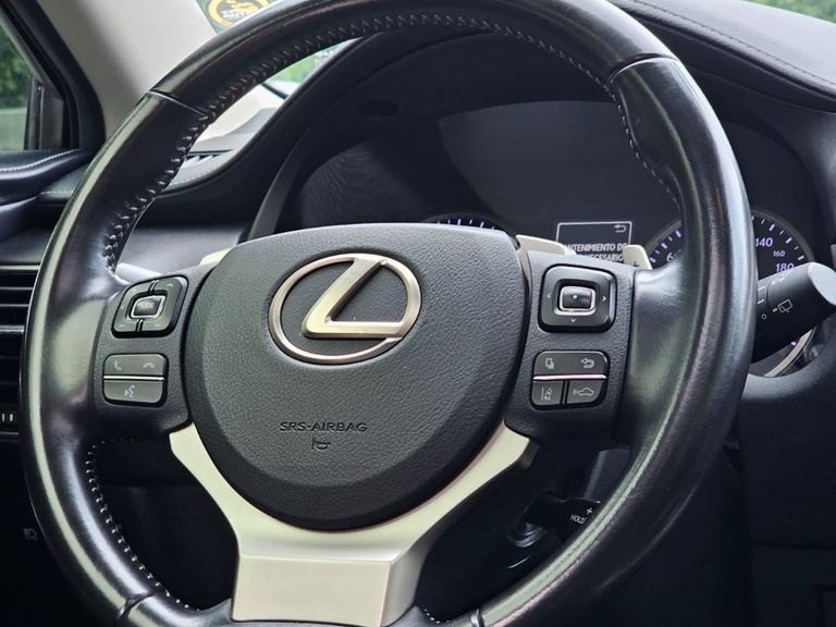 Lexus NX-300h Luxury 4x4 2.5 16V Aut. (Híb.)