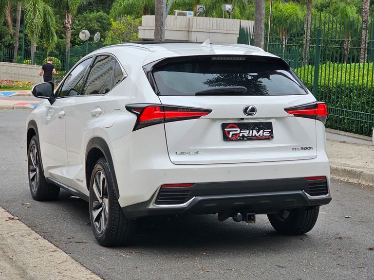 Lexus NX-300h Luxury 4x4 2.5 16V Aut. (Híb.)