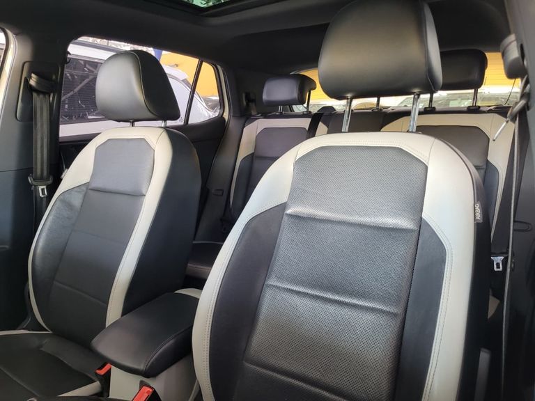 Volkswagen T-CROSS HL TSI AE