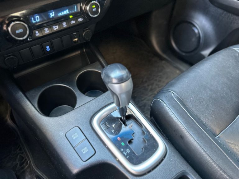 Toyota Hilux CD SRV 4x2 2.7 Flex 16V Aut.