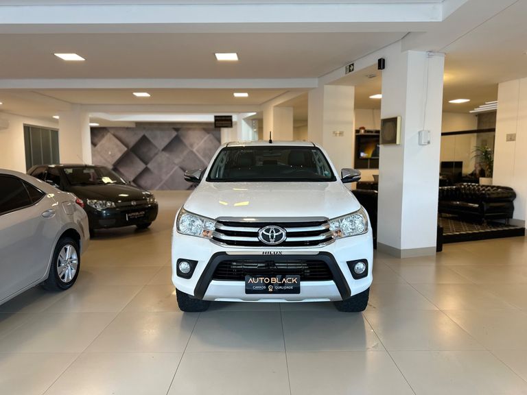 Toyota Hilux CD SRV 4x2 2.7 Flex 16V Aut.