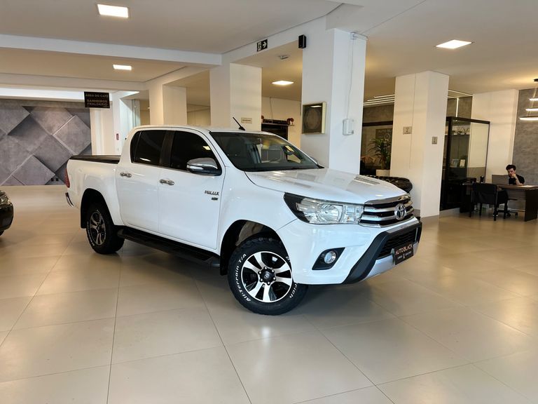 Toyota Hilux CD SRV 4x2 2.7 Flex 16V Aut.