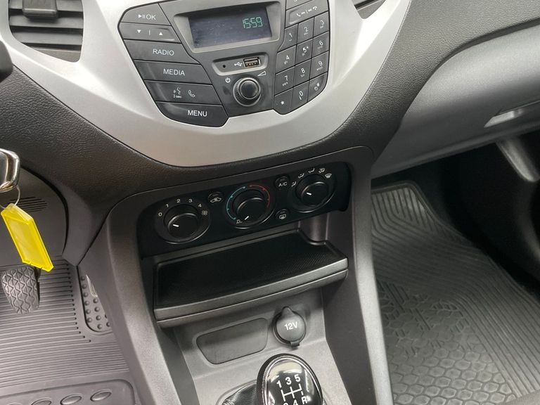 Ford Ka 1.0 SE/SE Plus TiVCT Flex 5p