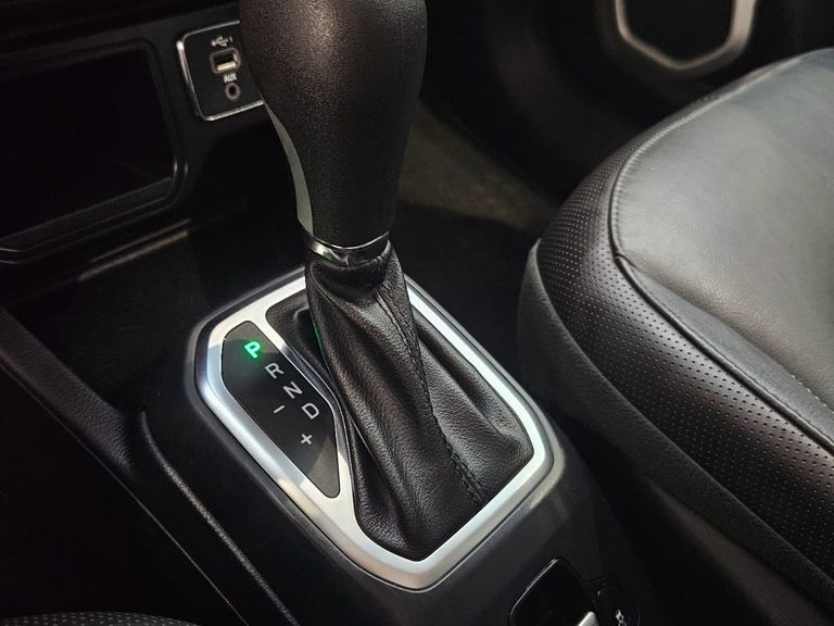 Jeep Renegade Longitude 1.8 4x2 Flex 16V Aut.