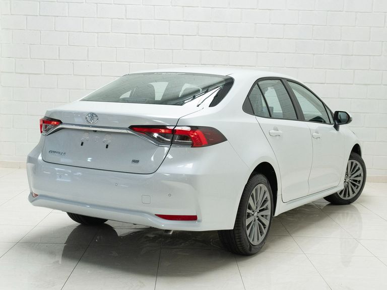 Toyota Corolla XEi 2.0 Flex 16V Aut.