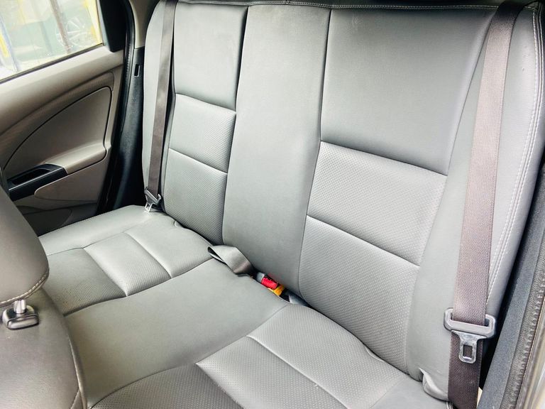 Toyota ETIOS XS Sedan1.5 Flex 16V 4p Mec.