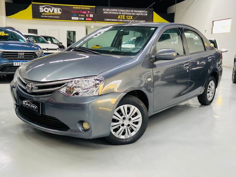 Toyota ETIOS XS Sedan1.5 Flex 16V 4p Mec.