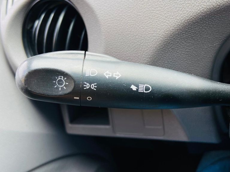 Toyota ETIOS XS Sedan1.5 Flex 16V 4p Mec.