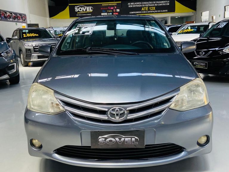 Toyota ETIOS XS Sedan1.5 Flex 16V 4p Mec.
