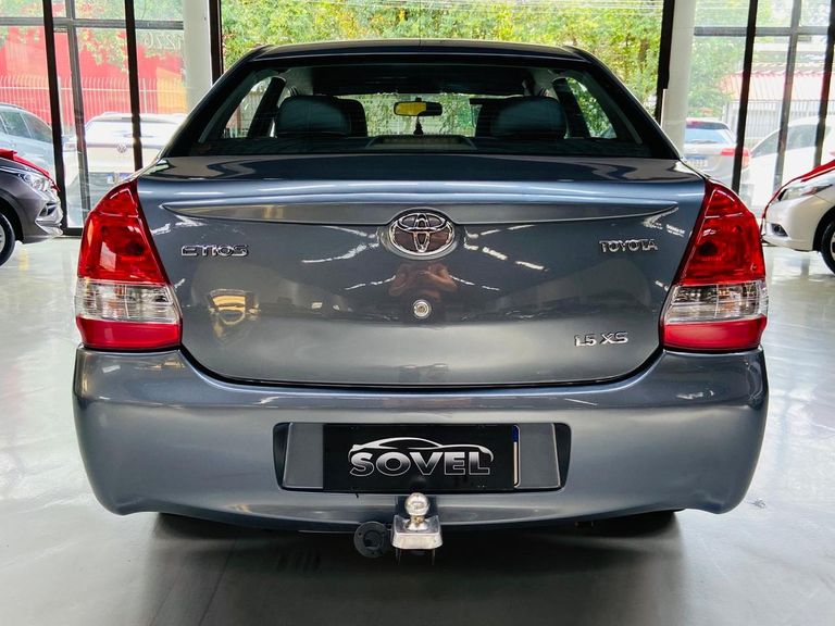 Toyota ETIOS XS Sedan1.5 Flex 16V 4p Mec.