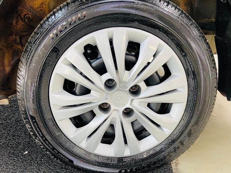 Toyota ETIOS XS Sedan1.5 Flex 16V 4p Mec.