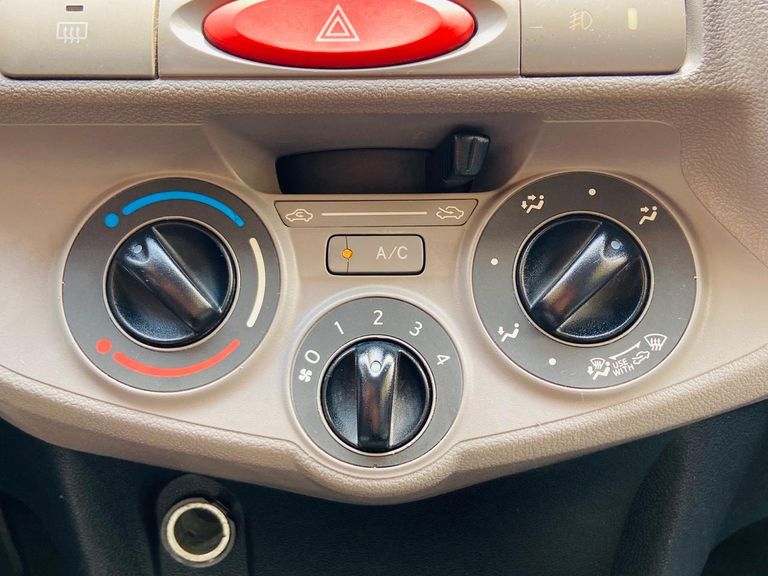 Toyota ETIOS XS Sedan1.5 Flex 16V 4p Mec.