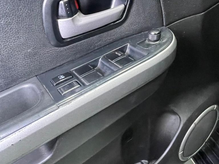 Suzuki Grand Vitara 2.0 16V 4x2/4x4 5p Aut.